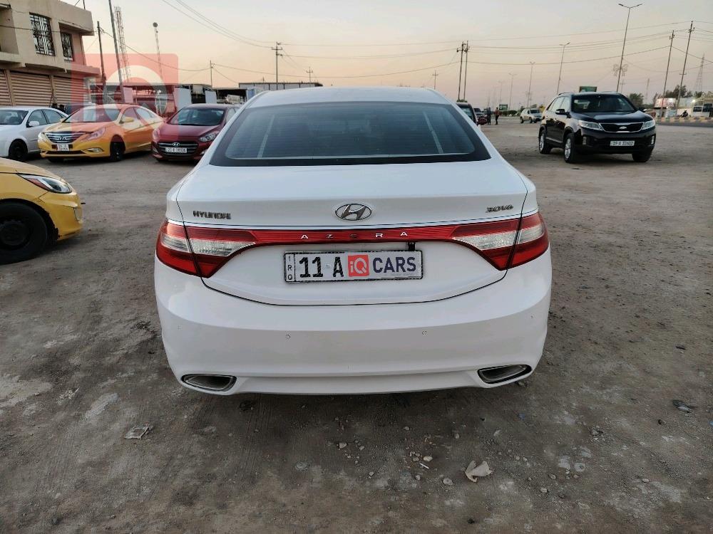 هيونداي أزيرا
